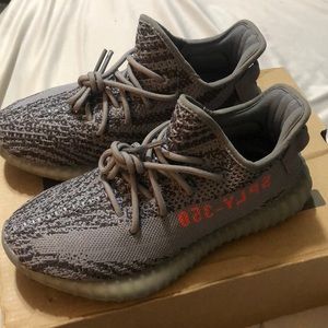 Yeezy Beluga V2 men’s 5.5 women’s 7